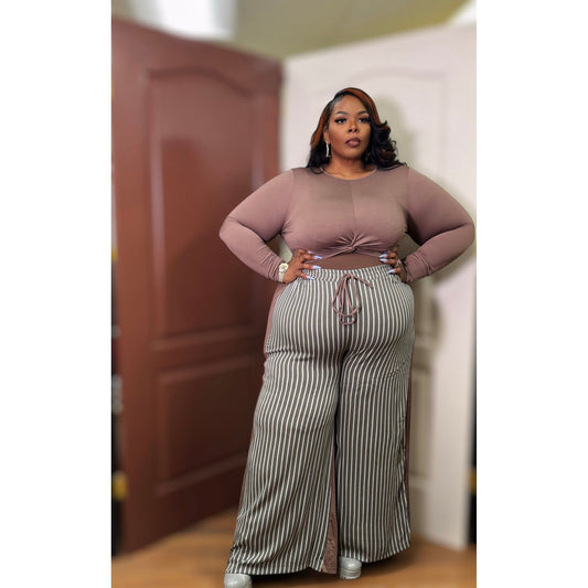 Long Sleeve Knotted Lounge Set | Curvy
