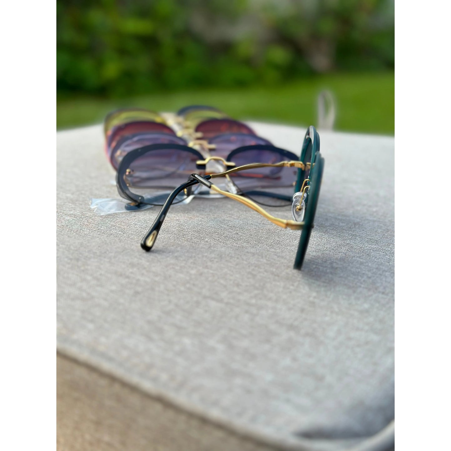 Sunnies 72